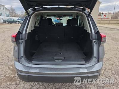2024 Nissan Rogue SV - zdjęcie 8 z 15 - miniatura