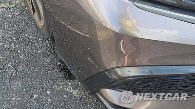 2023 Toyota Camry SE - zdjęcie 18 z 25 - miniatura