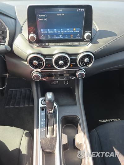 2023 Nissan Sentra SV - zdjęcie 11 z 17 - miniatura