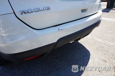 2016 Nissan Rogue SL - zdjęcie 28 z 35 - miniatura