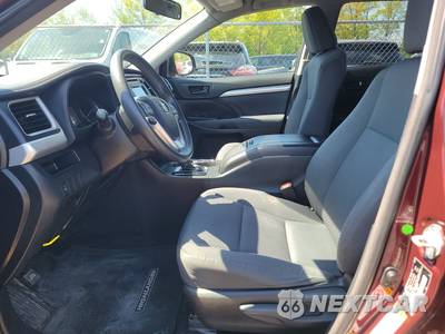 2016 Toyota Highlander LE - zdjęcie 7 z 23 - miniatura