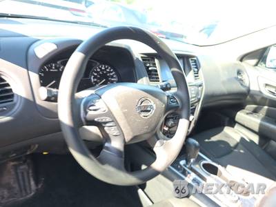 2019 Nissan Pathfinder S - zdjęcie 11 z 25 - miniatura