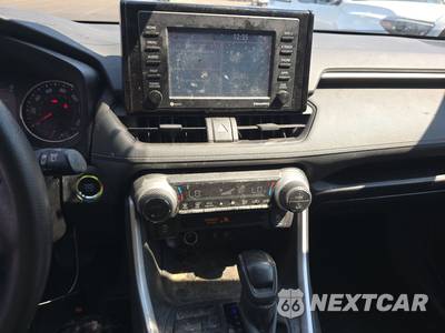 2022 Toyota RAV4 XLE - zdjęcie 11 z 36 - miniatura