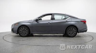 2025 Nissan Altima SV - zdjęcie 4 z 12 - miniatura