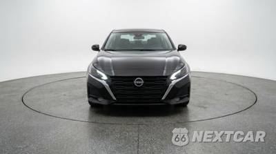 2025 Nissan Altima SV - zdjęcie 2 z 12 - miniatura