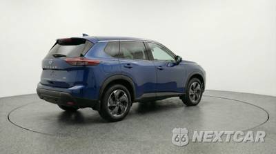 2025 Nissan Rogue SV - zdjęcie 7 z 12 - miniatura