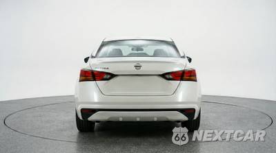 2025 Nissan Altima SV - zdjęcie 6 z 12 - miniatura