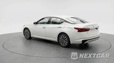 2025 Nissan Altima SV - zdjęcie 5 z 12 - miniatura