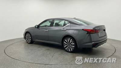2025 Nissan Altima SV - zdjęcie 5 z 12 - miniatura