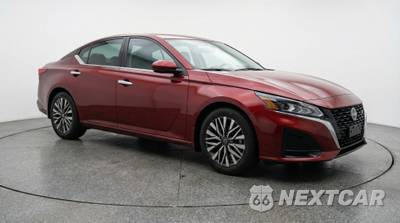 2025 Nissan Altima SV - zdjęcie 1 z 12 - miniatura