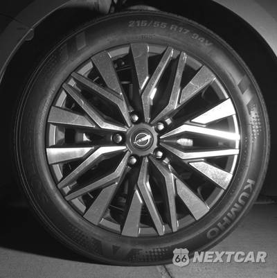 2025 Nissan Altima SV - zdjęcie 9 z 12 - miniatura