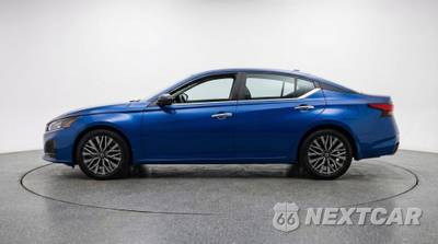 2025 Nissan Altima SV - zdjęcie 4 z 12 - miniatura