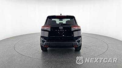 2025 Nissan Rogue SV - zdjęcie 6 z 12 - miniatura