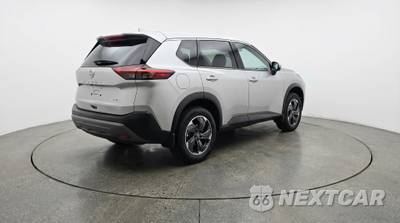 2025 Nissan Rogue SV - zdjęcie 7 z 12 - miniatura
