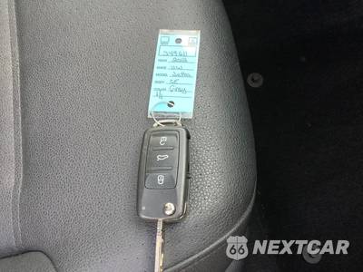 2012 Volkswagen Jetta SE Sedan w/Convenience & Sunroof - zdjęcie 30 z 44 - miniatura