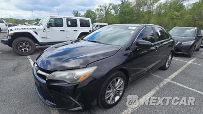 2017 Toyota Camry SE - zdjęcie 34 z 35 - miniatura