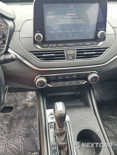 2020 Nissan Altima SR - zdjęcie 11 z 23 - miniatura