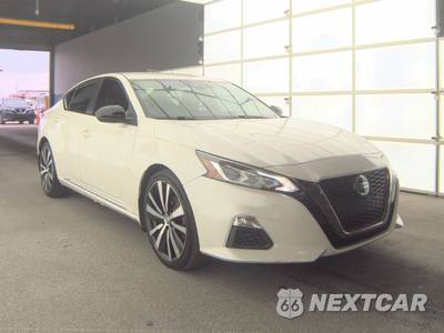 2020 Nissan Altima SR - zdjęcie 3 z 23 - miniatura