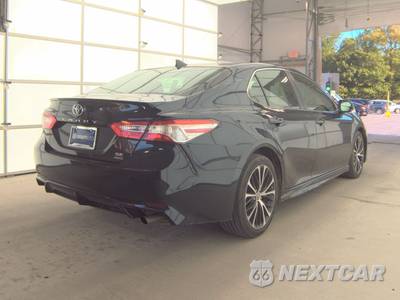 2020 Toyota Camry SE - zdjęcie 5 z 32 - miniatura