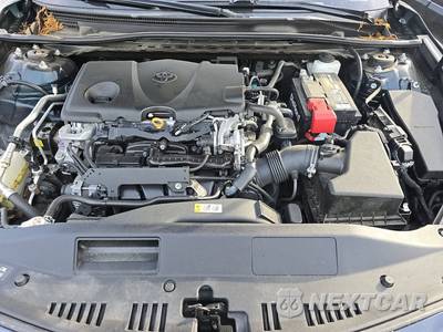 2020 Toyota Camry SE - zdjęcie 22 z 32 - miniatura
