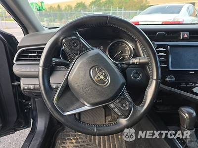 2020 Toyota Camry SE - zdjęcie 16 z 32 - miniatura