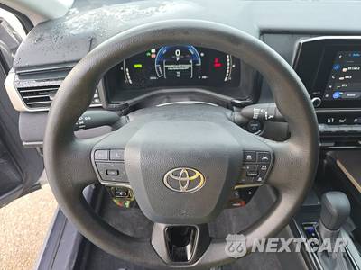 2025 Toyota Camry LE - zdjęcie 23 z 24 - miniatura