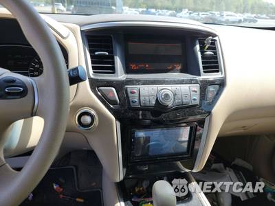 2015 Nissan Pathfinder S - zdjęcie 11 z 23 - miniatura