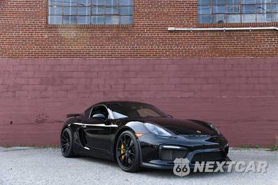 2016 Porsche Cayman GT4 - zdjęcie 17 z 46 - miniatura