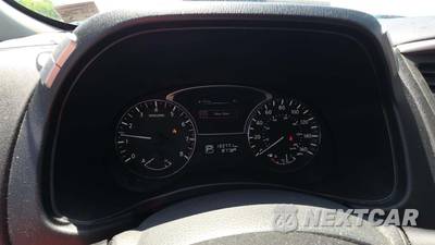 2014 Nissan Pathfinder SL - zdjęcie 18 z 34 - miniatura