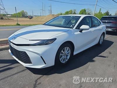 2025 Toyota Camry LE - zdjęcie 1 z 21 - miniatura