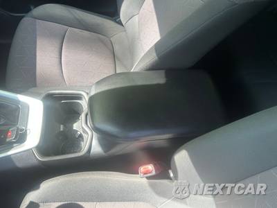 2019 Toyota RAV4 XLE - zdjęcie 16 z 33 - miniatura