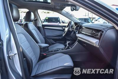 2025 Volkswagen Jetta SE - zdjęcie 16 z 29 - miniatura