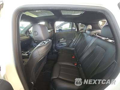 2021 Mercedes-Benz GLA 250 4MATIC - zdjęcie 13 z 21 - miniatura