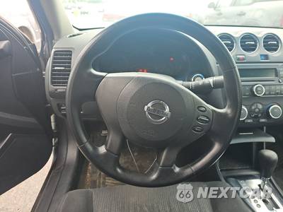 2010 Nissan Altima 2.5 S Sedan - zdjęcie 10 z 34 - miniatura