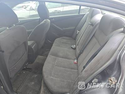 2010 Nissan Altima 2.5 S Sedan - zdjęcie 13 z 34 - miniatura