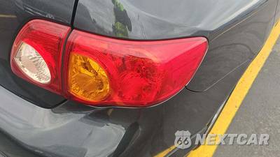 2010 Toyota Corolla - zdjęcie 16 z 21 - miniatura