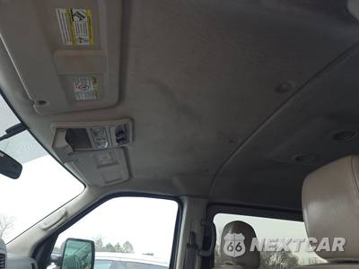 2016 Nissan NV3500 HD Passenger SL 146.1" WB - zdjęcie 17 z 30 - miniatura