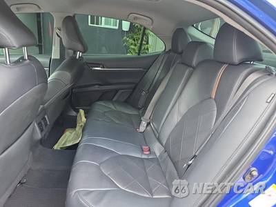 2018 Toyota Camry Hybrid XLE - zdjęcie 16 z 26 - miniatura