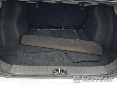 2025 Nissan Versa SV - zdjęcie 16 z 25 - miniatura