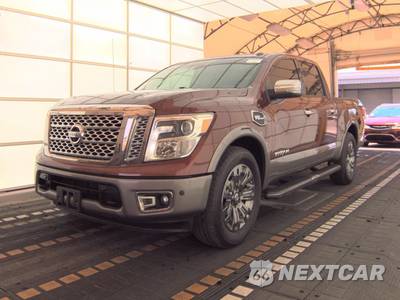 2017 Nissan TITAN Platinum Reserve Crew Cab Short Bed