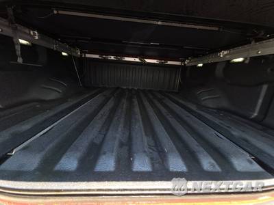 2017 Nissan TITAN Platinum Reserve Crew Cab Short Bed - zdjęcie 16 z 29 - miniatura
