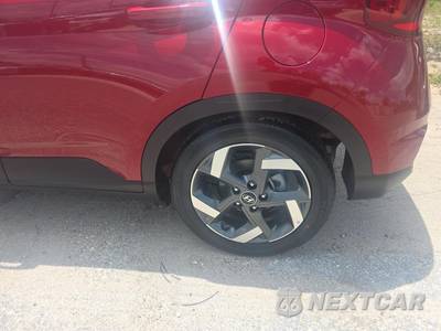 2026 Hyundai Venue SEL - zdjęcie 11 z 21 - miniatura