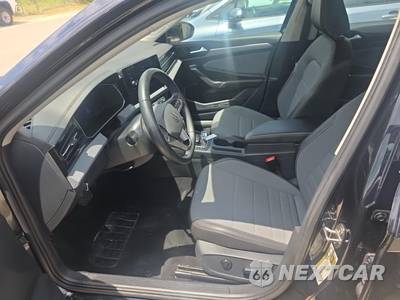2025 Volkswagen Jetta SE - zdjęcie 13 z 21 - miniatura