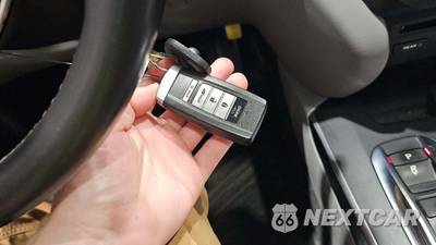 2017 Acura MDX w/Advance & Entertainment Pkgs - zdjęcie 24 z 49 - miniatura