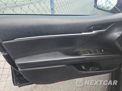 2021 Toyota Camry SE Nightshade - zdjęcie 9 z 28 - miniatura