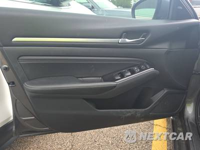 2022 Nissan Altima SV - zdjęcie 9 z 23 - miniatura