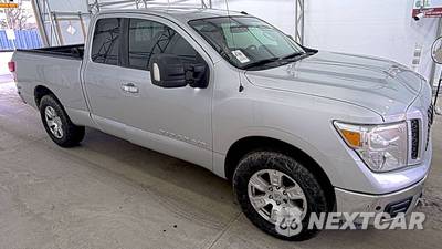 2019 Nissan TITAN SV Extended Cab Medium Bed - zdjęcie 3 z 27 - miniatura