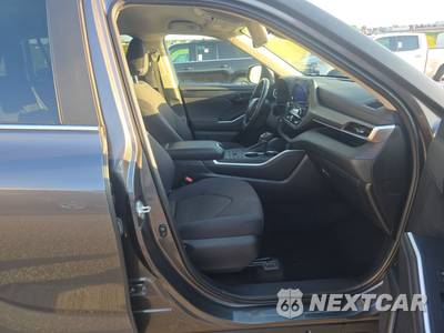 2023 Toyota Highlander LE - zdjęcie 14 z 24 - miniatura