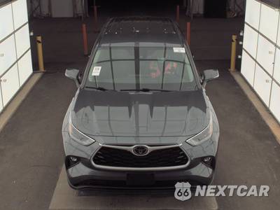 2023 Toyota Highlander LE - zdjęcie 2 z 24 - miniatura