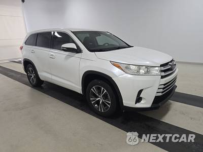 2018 Toyota Highlander LE - zdjęcie 3 z 37 - miniatura